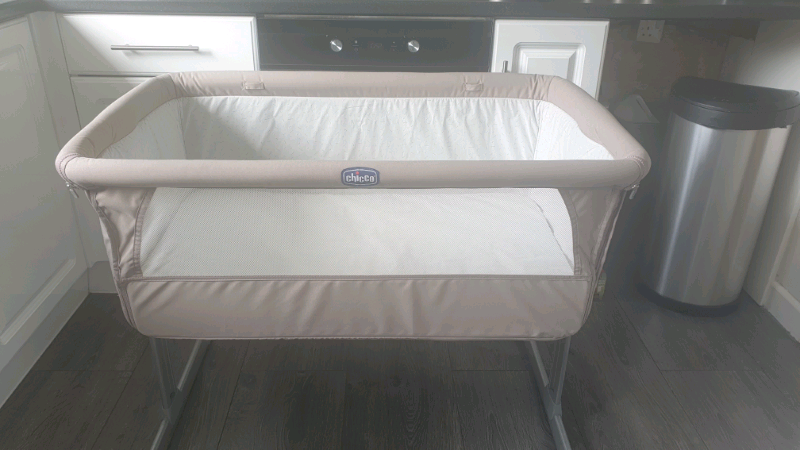 chicco next to me offers